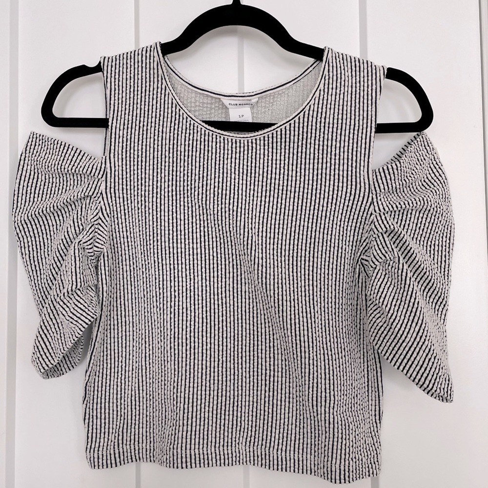 Club Monaco Women’s Striped Off The Shoulder Puff Sleeved Shirt NWT SZ. Small
